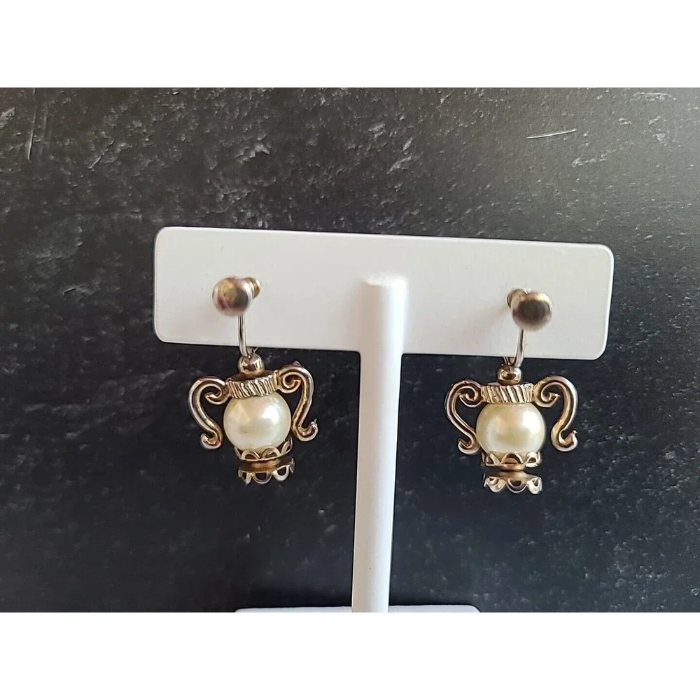 Vintage Faux Pearl Dangling Screwback Earrings